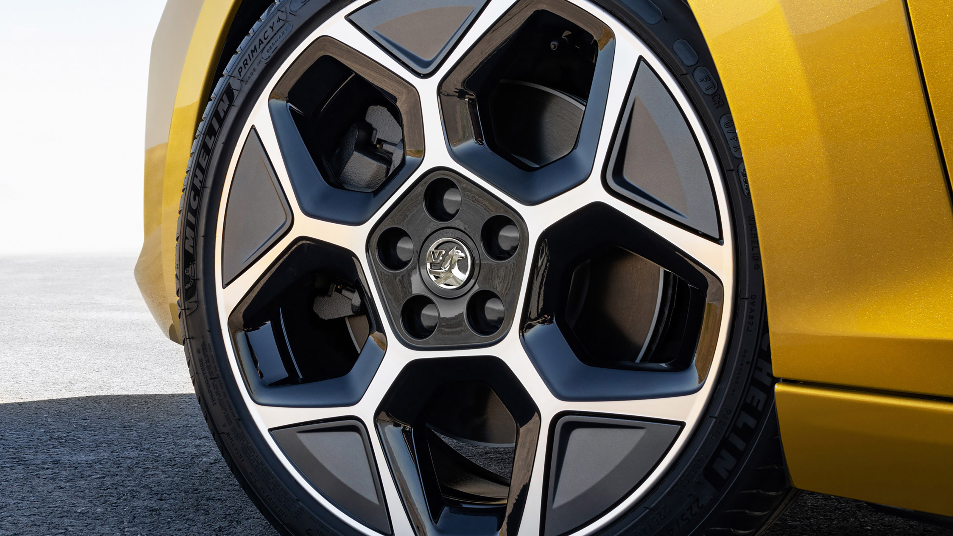 Vauxhall Astra - wheel