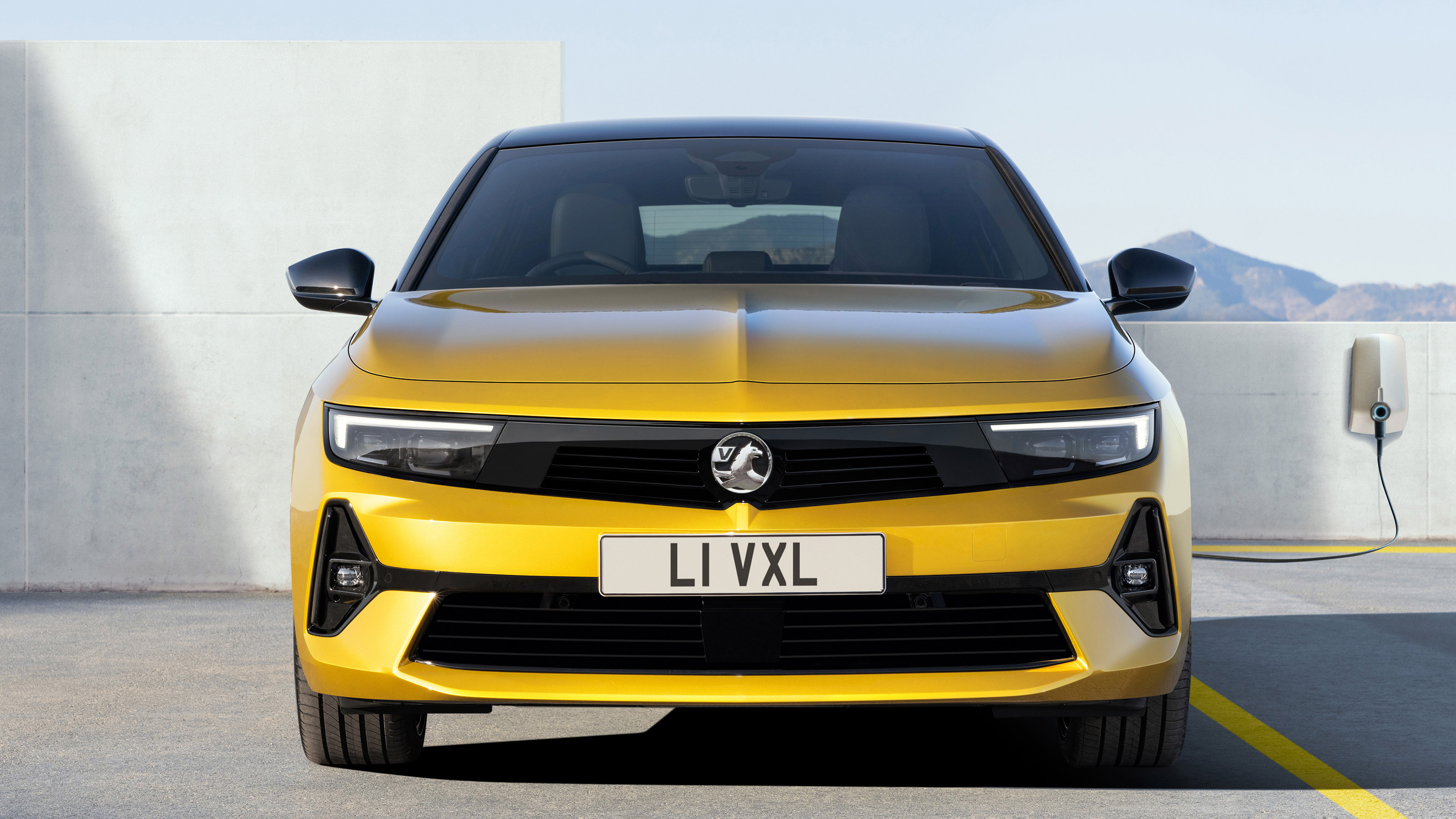 Vauxhall Astra - full front