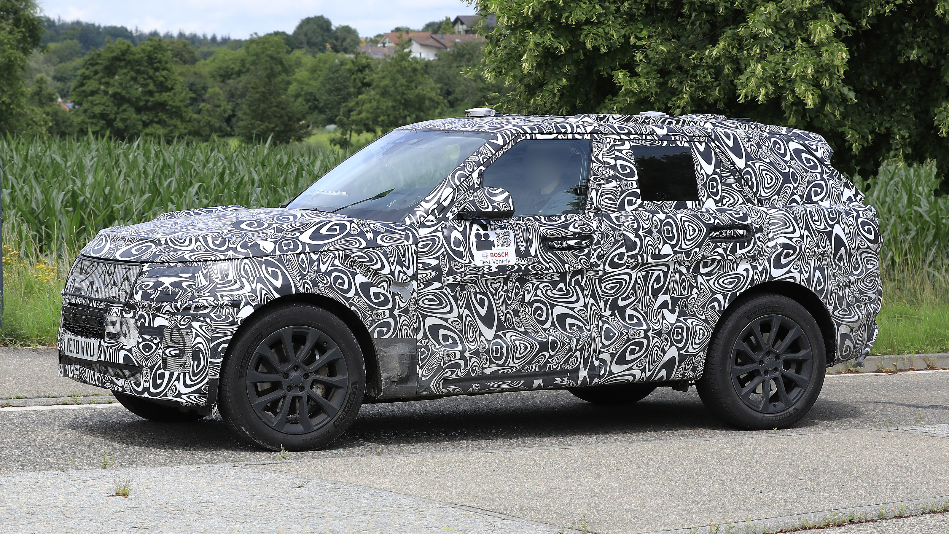 Range Rover Sport spyshot 3