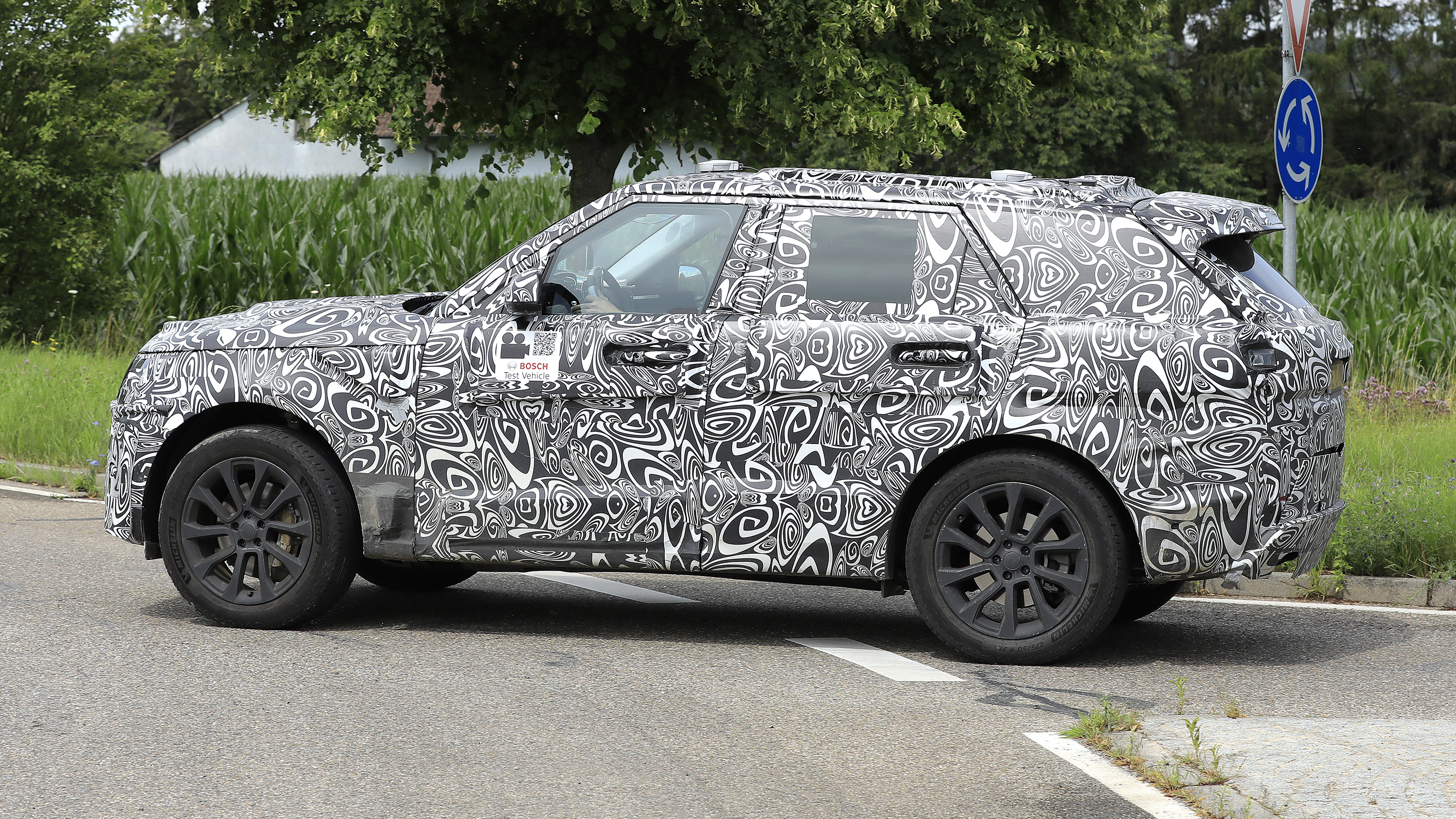 Range Rover Sport spyshot 4