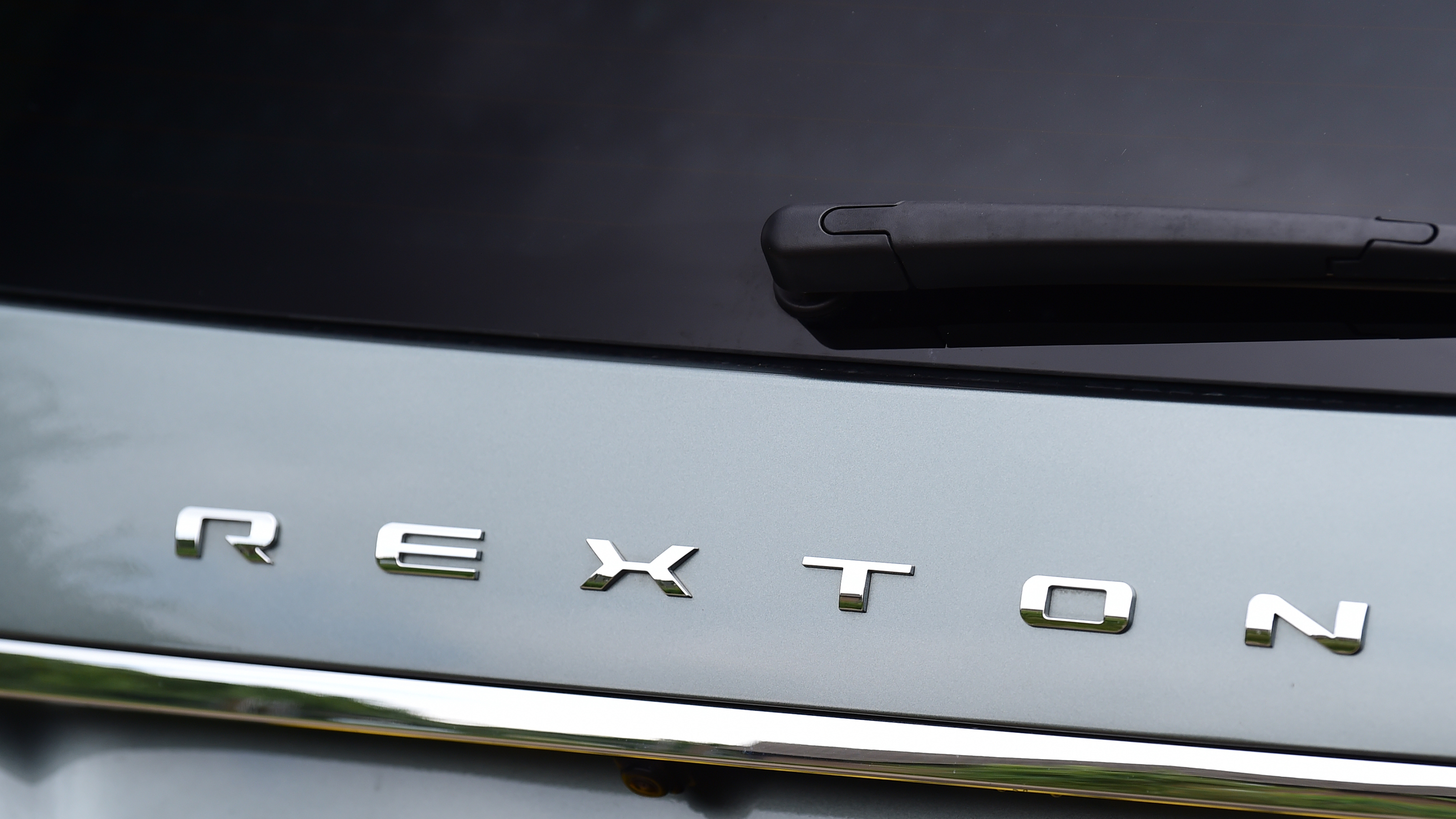 SsangYong Rexton 2021 facelift - badge