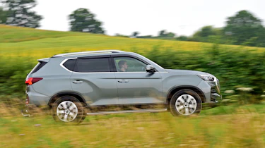 SsangYong Rexton 2021 facelift - side