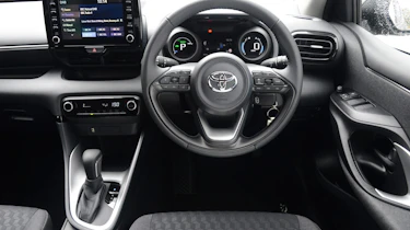 Toyota Yaris - dash