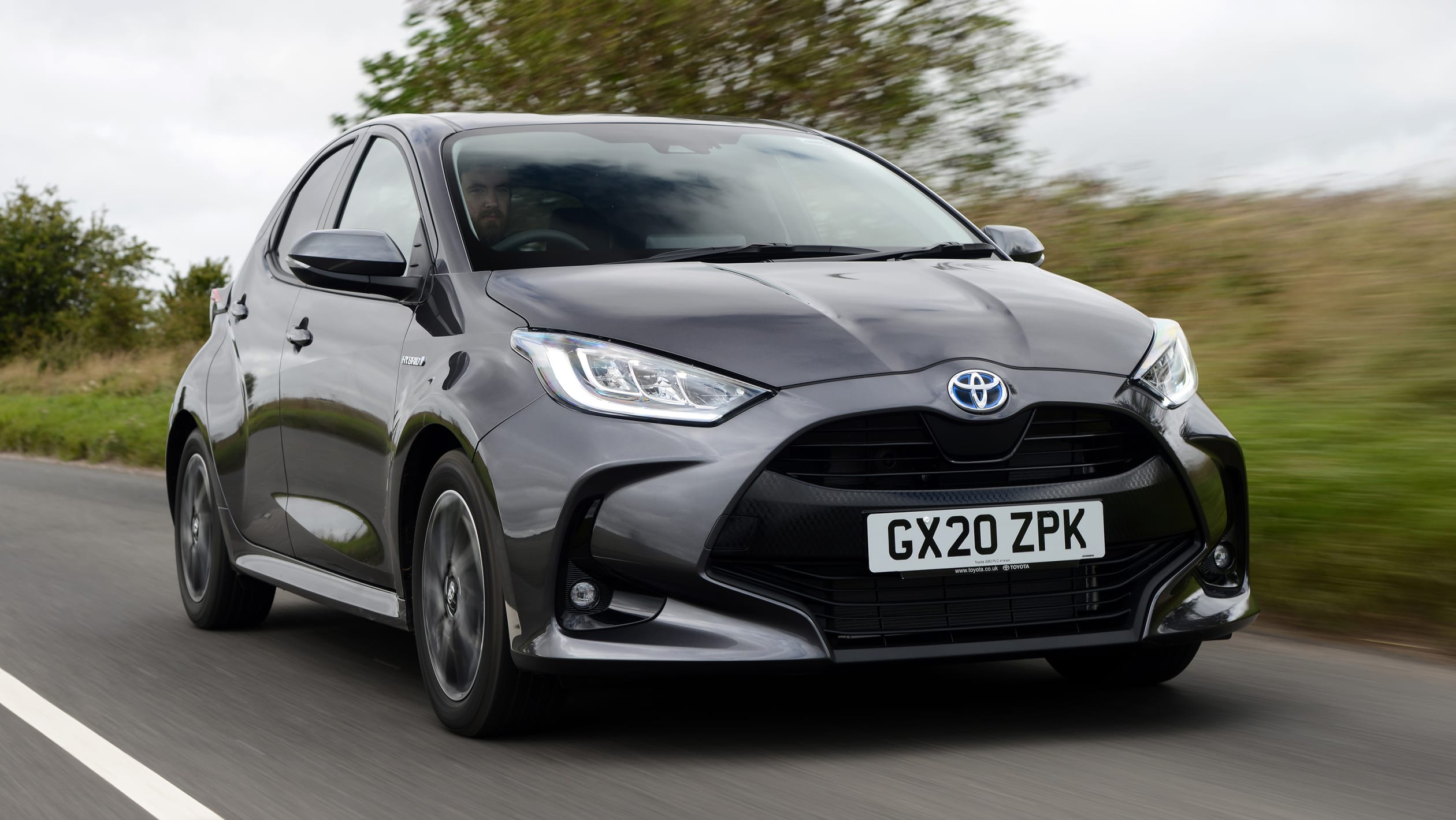 Toyota Yaris - front