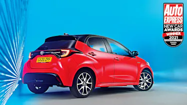 Toyota Yaris - header