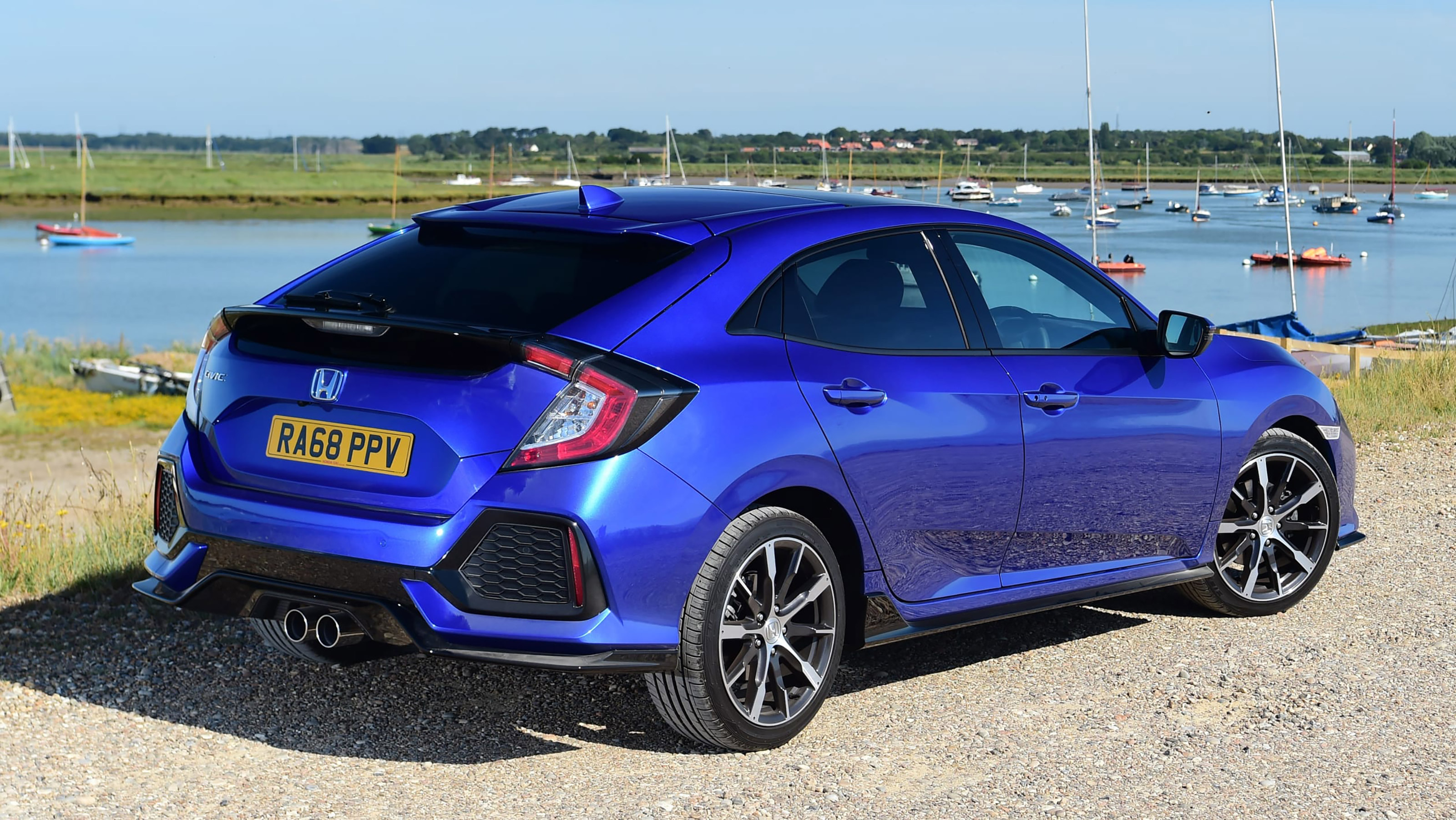Used Honda Civic Mk10 - rear