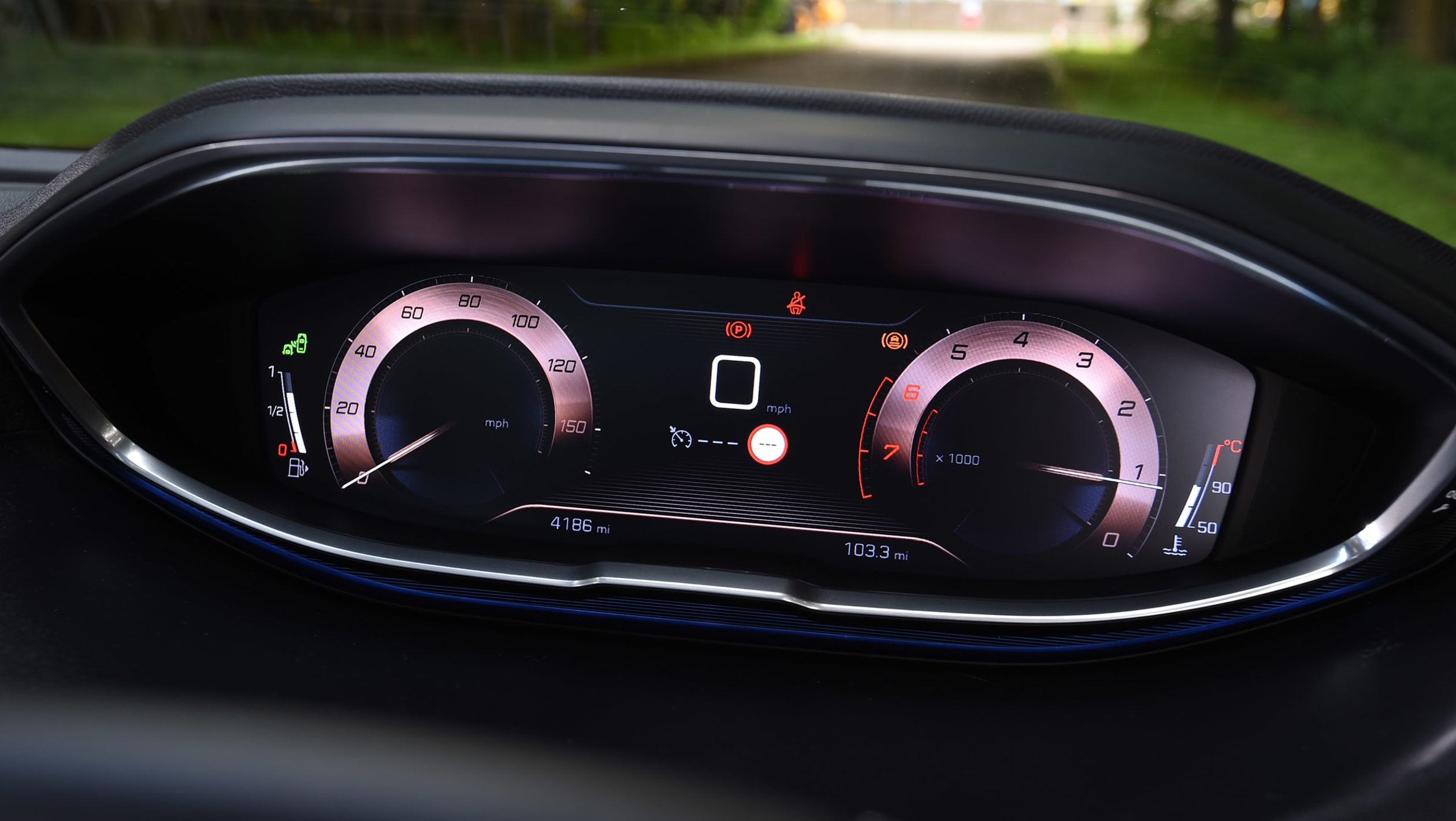 Used Peugeot 3008 Mk2 - dials