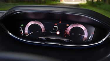 Used Peugeot 3008 Mk2 - dials