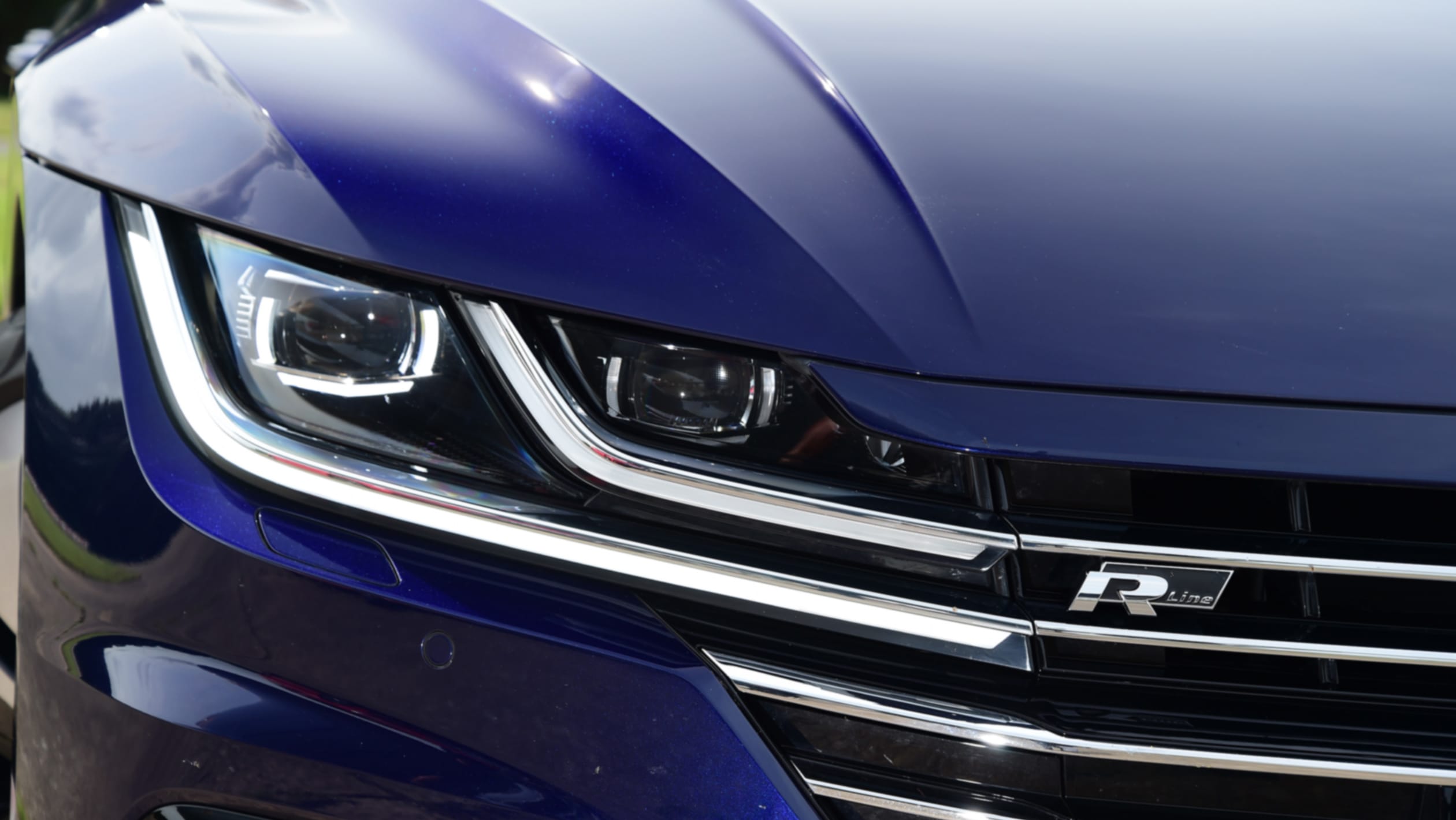 Used Volkswagen Arteon - front lights