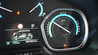 Vauxhall Vivaro-e - dials