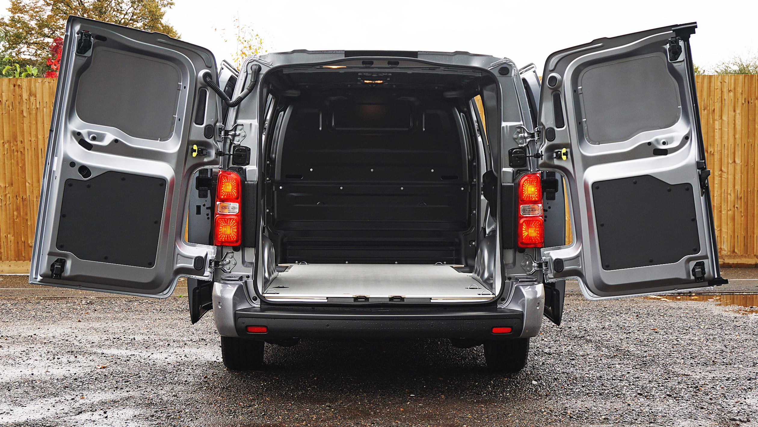 Vauxhall Vivaro-e - loading bay