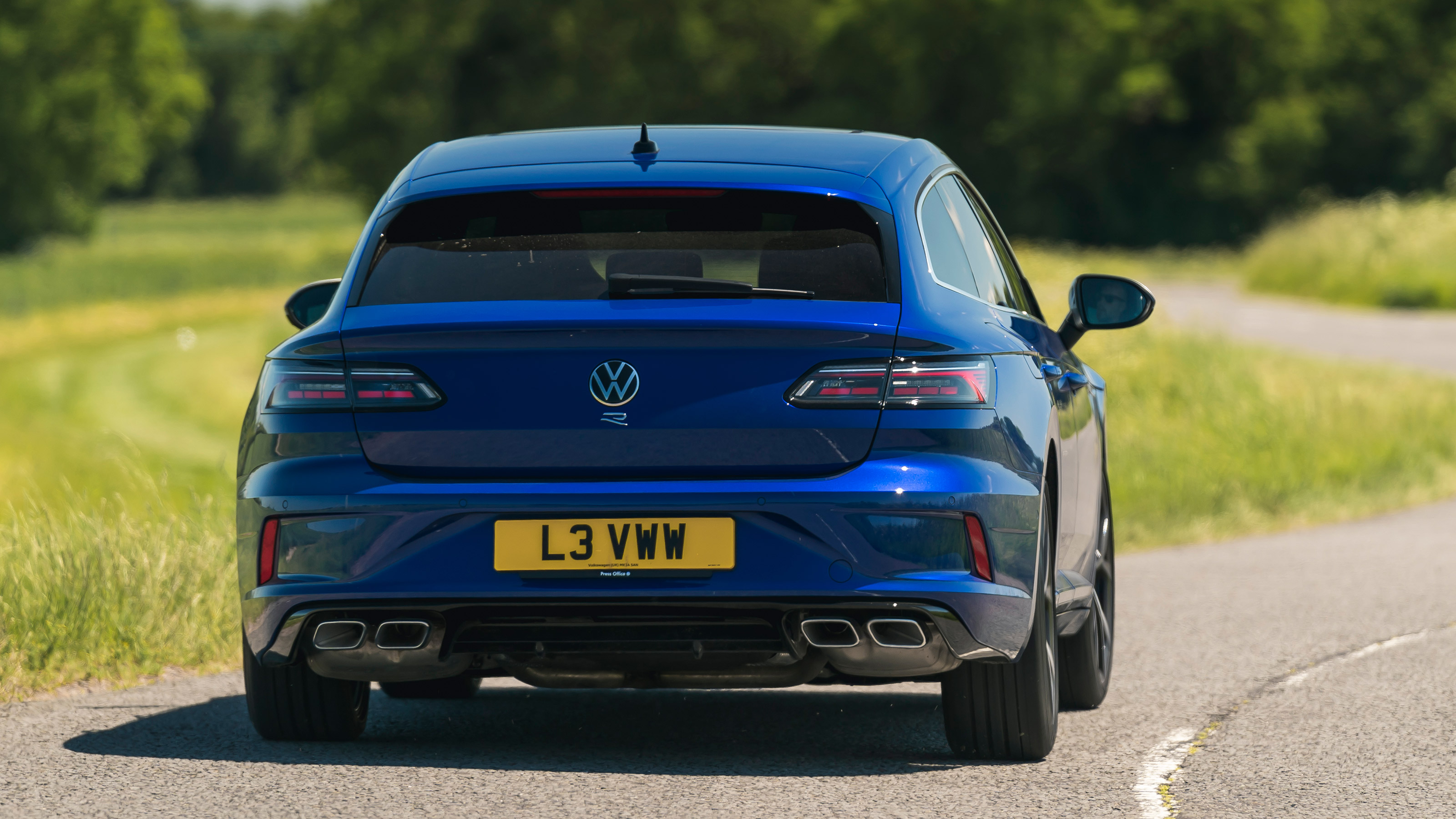 Volkswagen Arteon R Shooting Brake - rear cornering