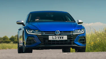 Volkswagen Arteon R Shooting Brake - front cornering