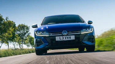 Volkswagen Arteon R Shooting Brake - full front
