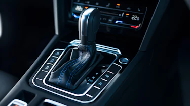 Volkswagen Arteon R Shooting Brake - transmission