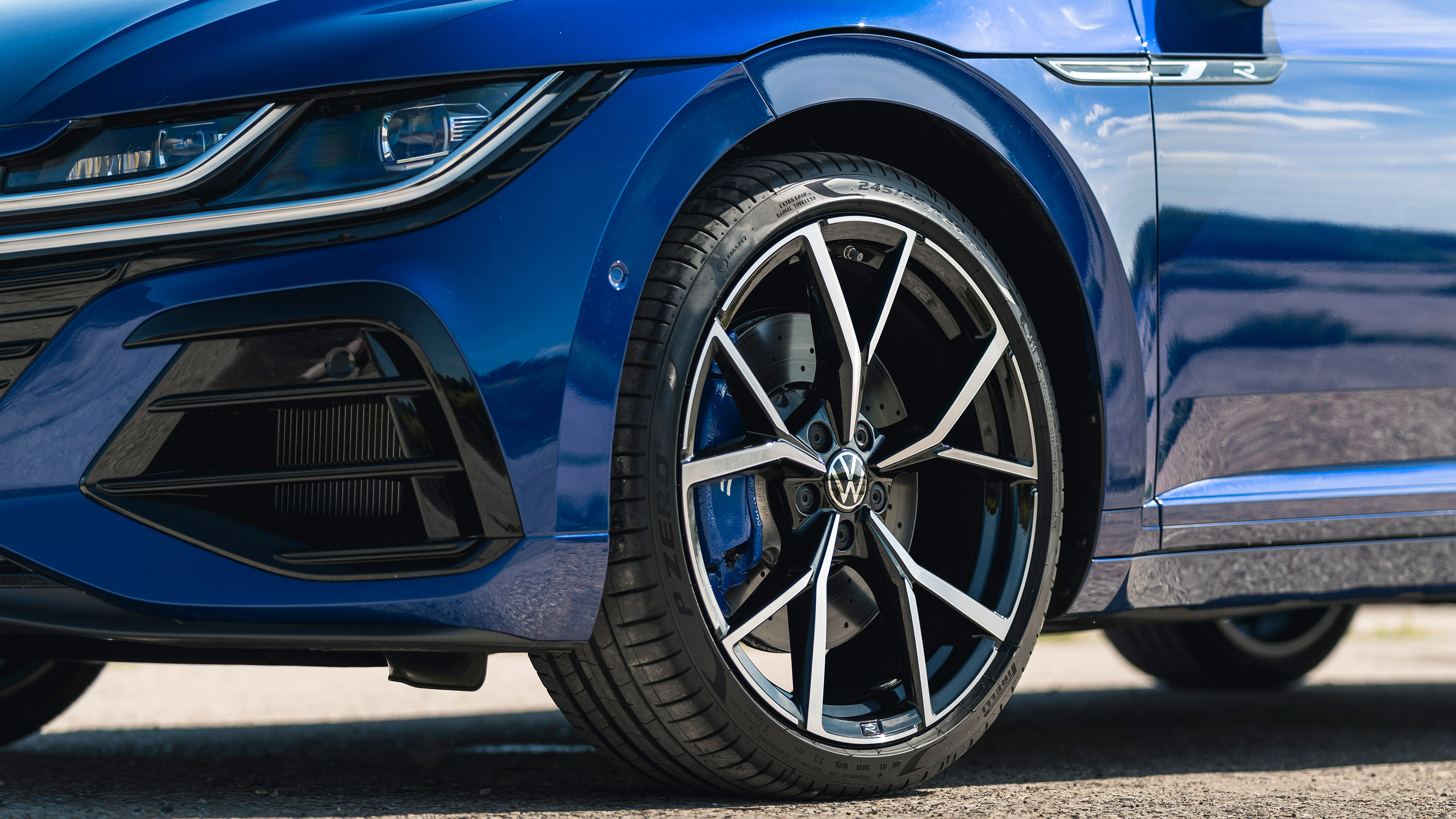 Volkswagen Arteon R Shooting Brake - wheel