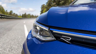 Volkswagen Golf R Estate - front light