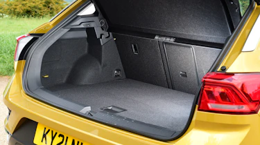 Volkswagen T-Roc Active - boot