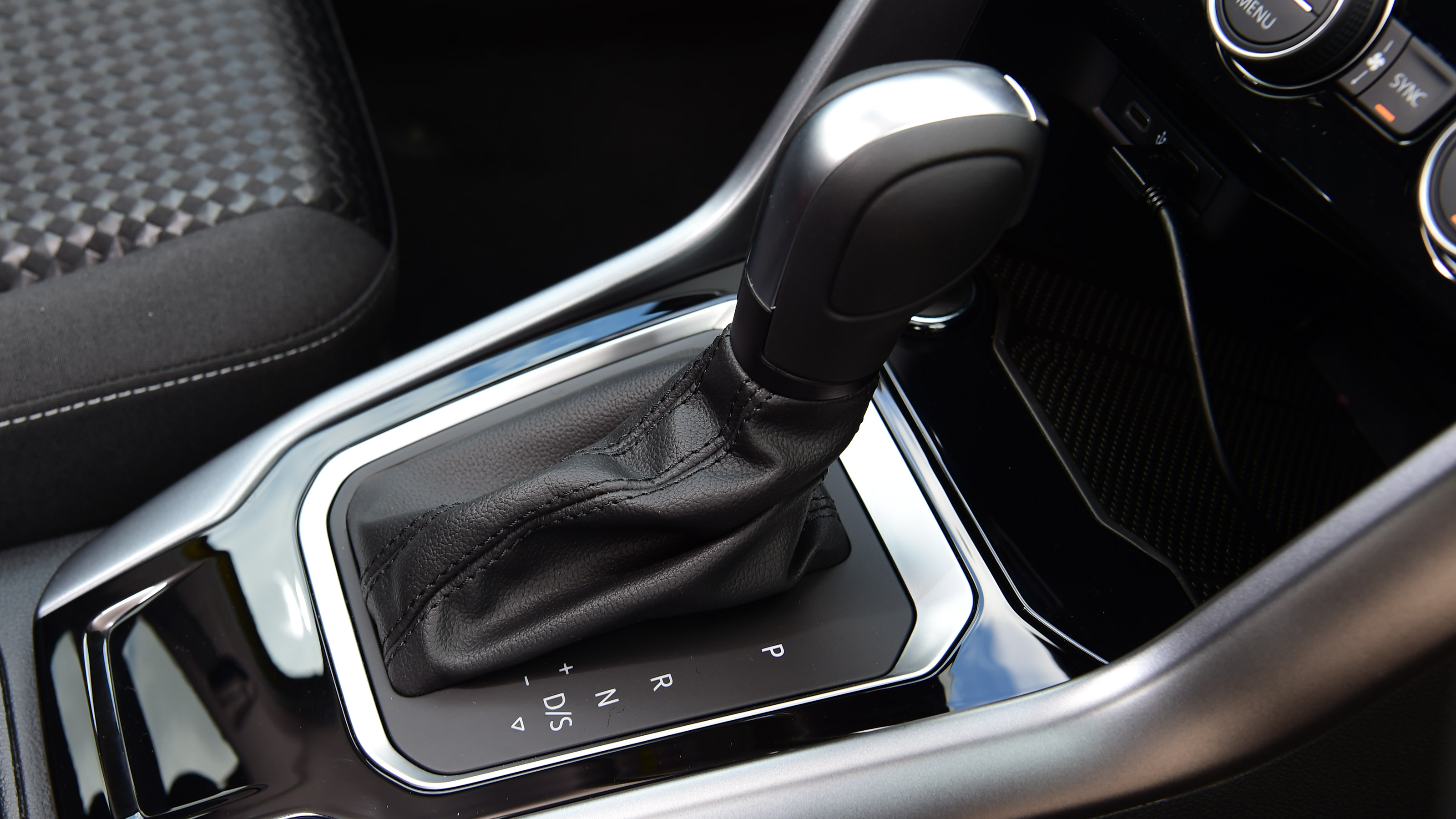 Volkswagen T-Roc Active - transmission