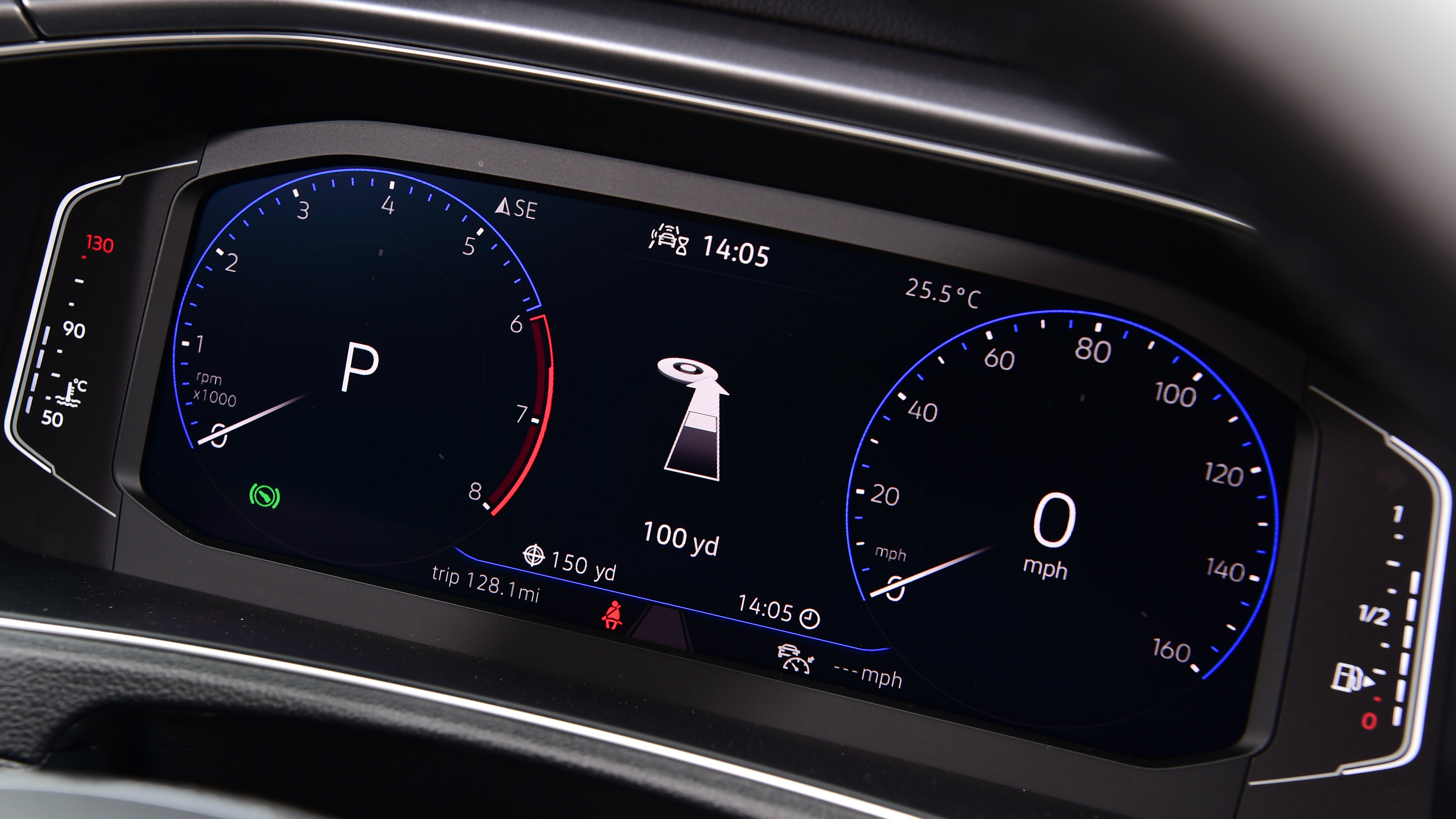 Volkswagen T-Roc Active - dials