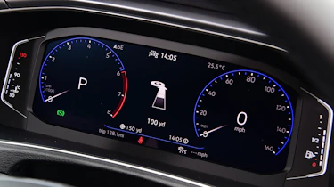 Volkswagen T-Roc Active - dials