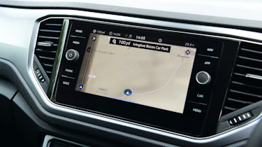 Volkswagen T-Roc Active - sat-nav