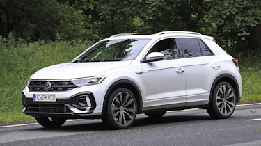 Volkswagen T-Roc - spyshot 10