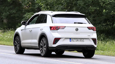 Volkswagen T-Roc - spyshot 14