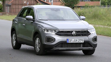 Volkswagen T-Roc - spyshot 4