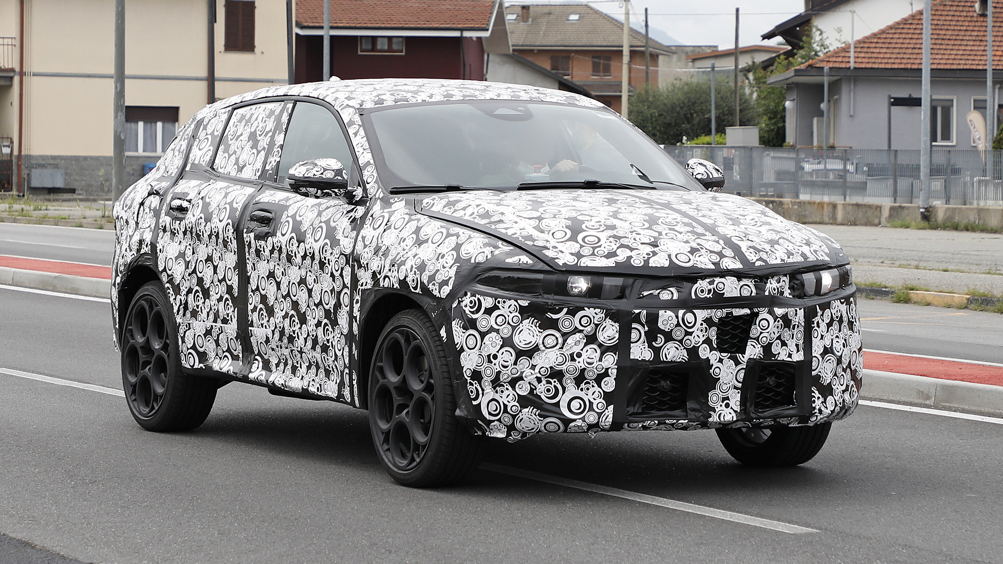 Alfa Romeo Tonale SUV