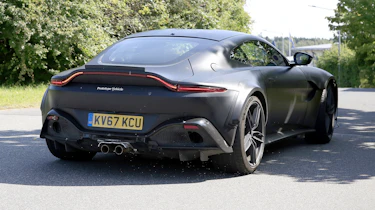 Aston Martin Vantage V12
