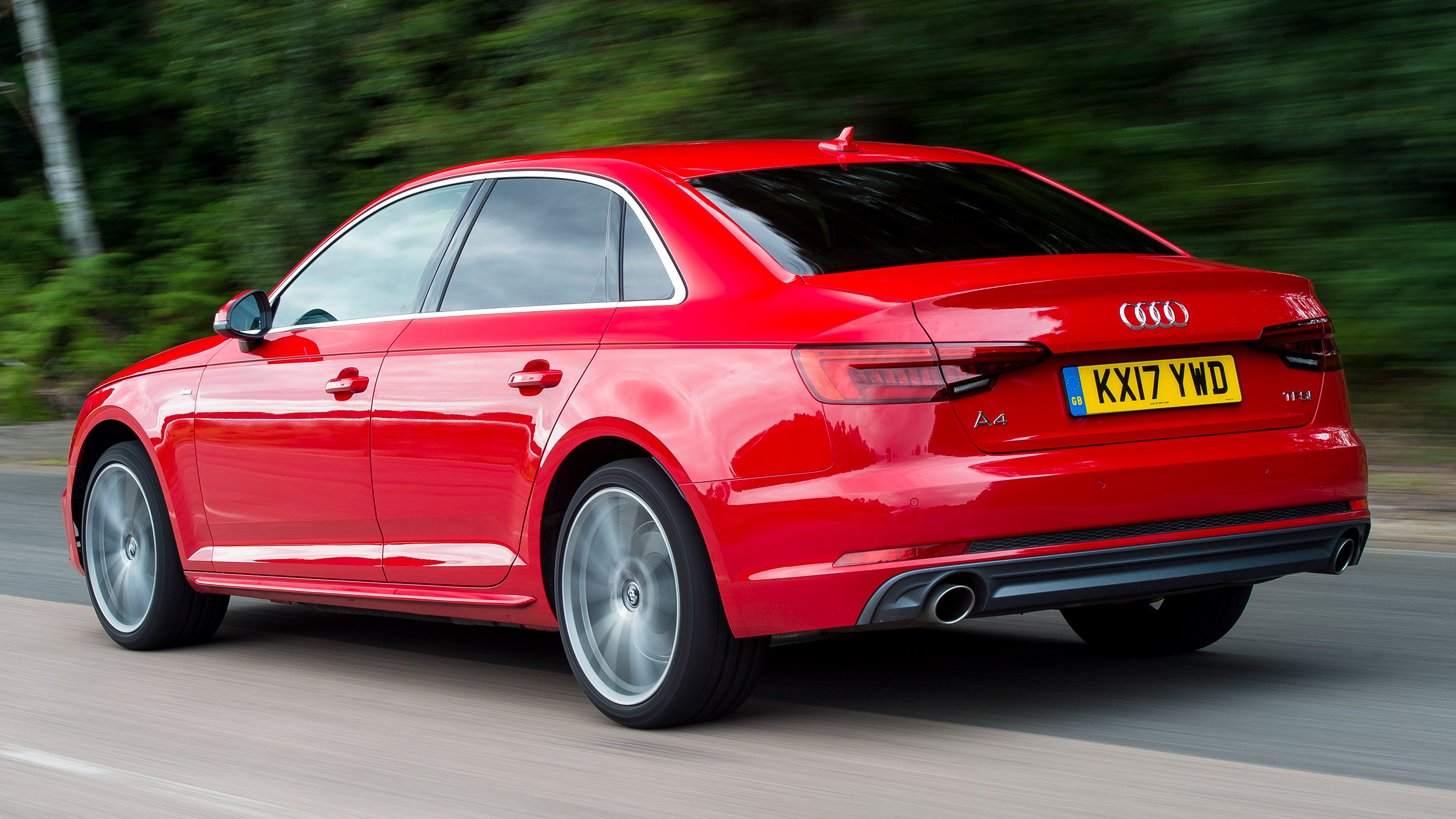 Used Audi A4 Mk5 - rear action
