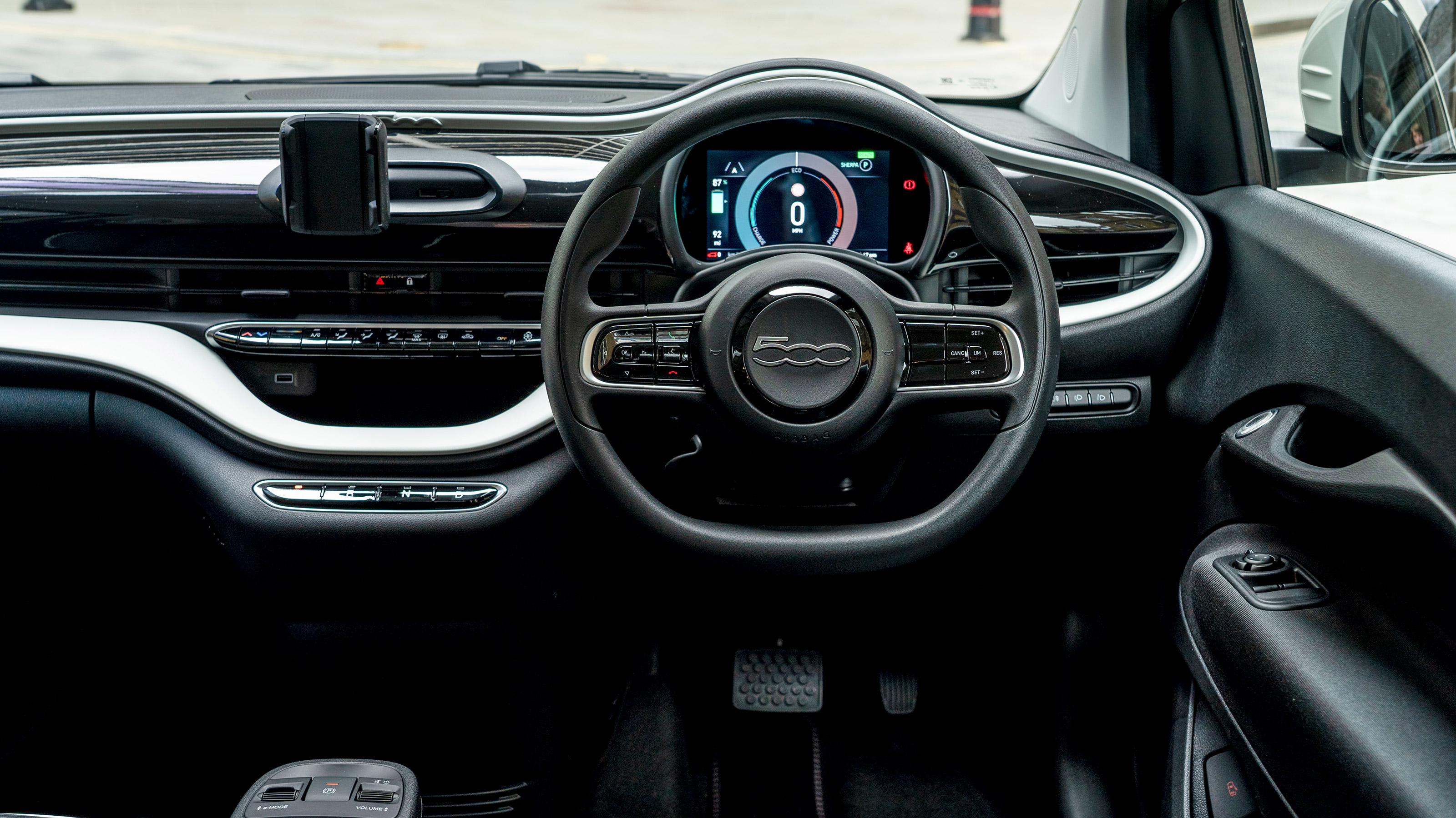 Fiat 500 Action - dash