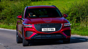 Genesis GV70 - front action