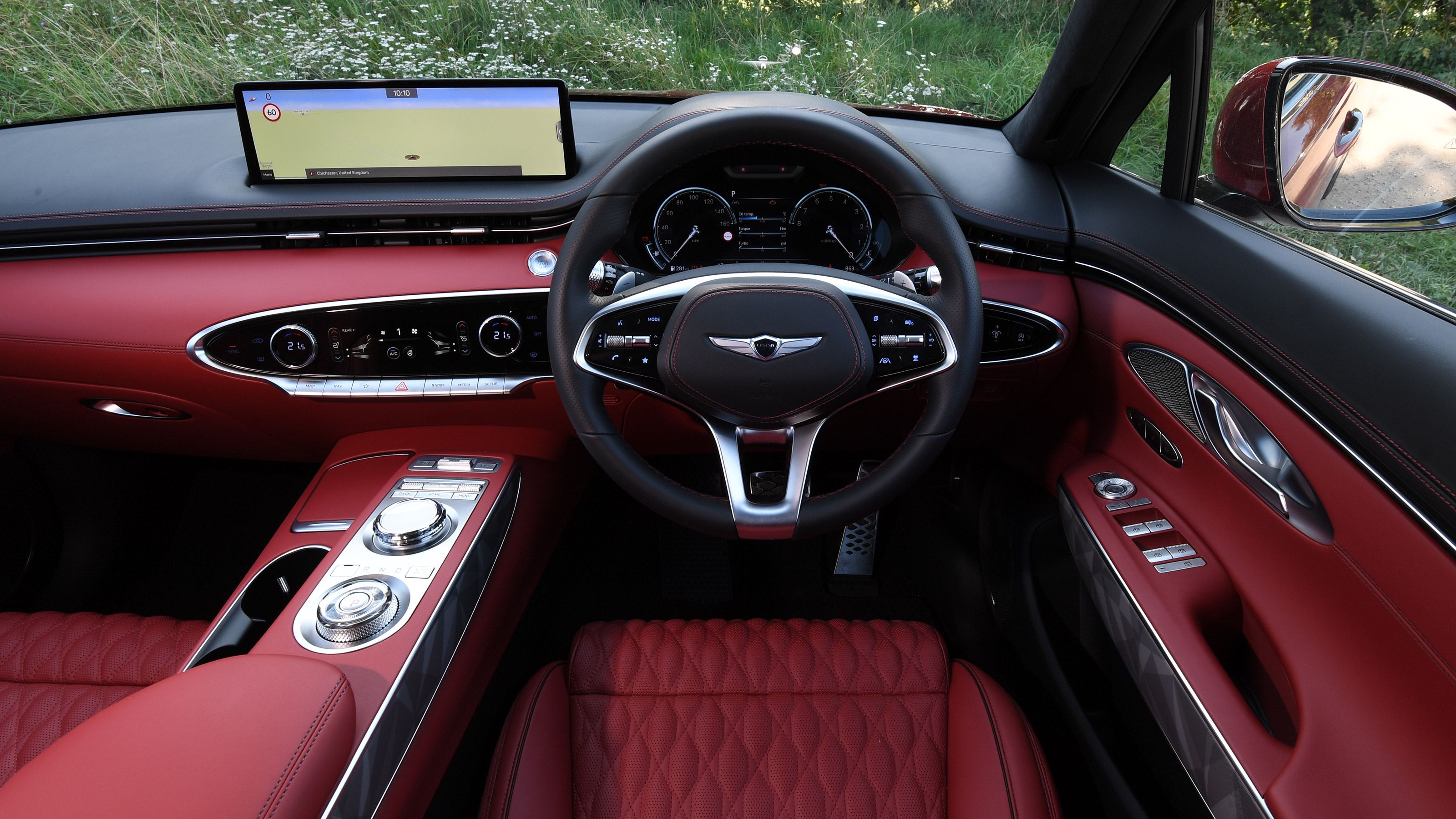 Genesis GV70 - dash