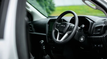 Isuzu D-Max tipper conversion