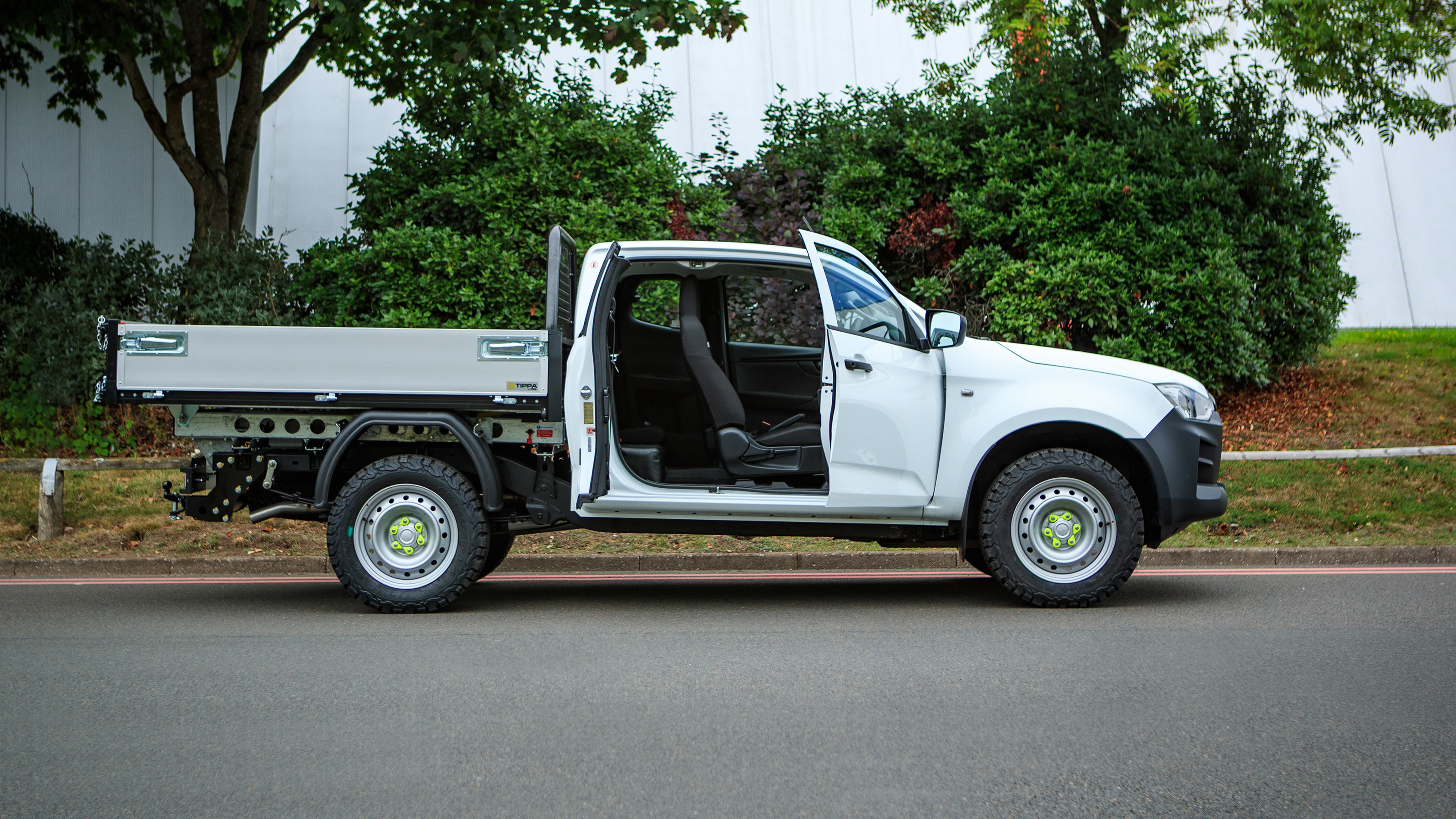 Isuzu D-Max tipper conversion