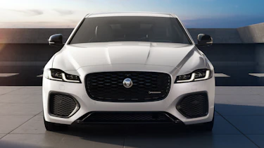Jaguar XF R-Dynamic Black - full front