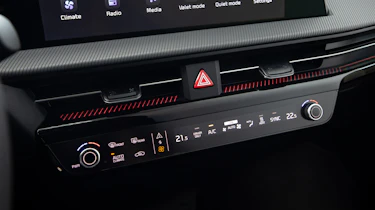 Kia EV6 - dash