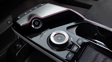 Kia EV6 - control