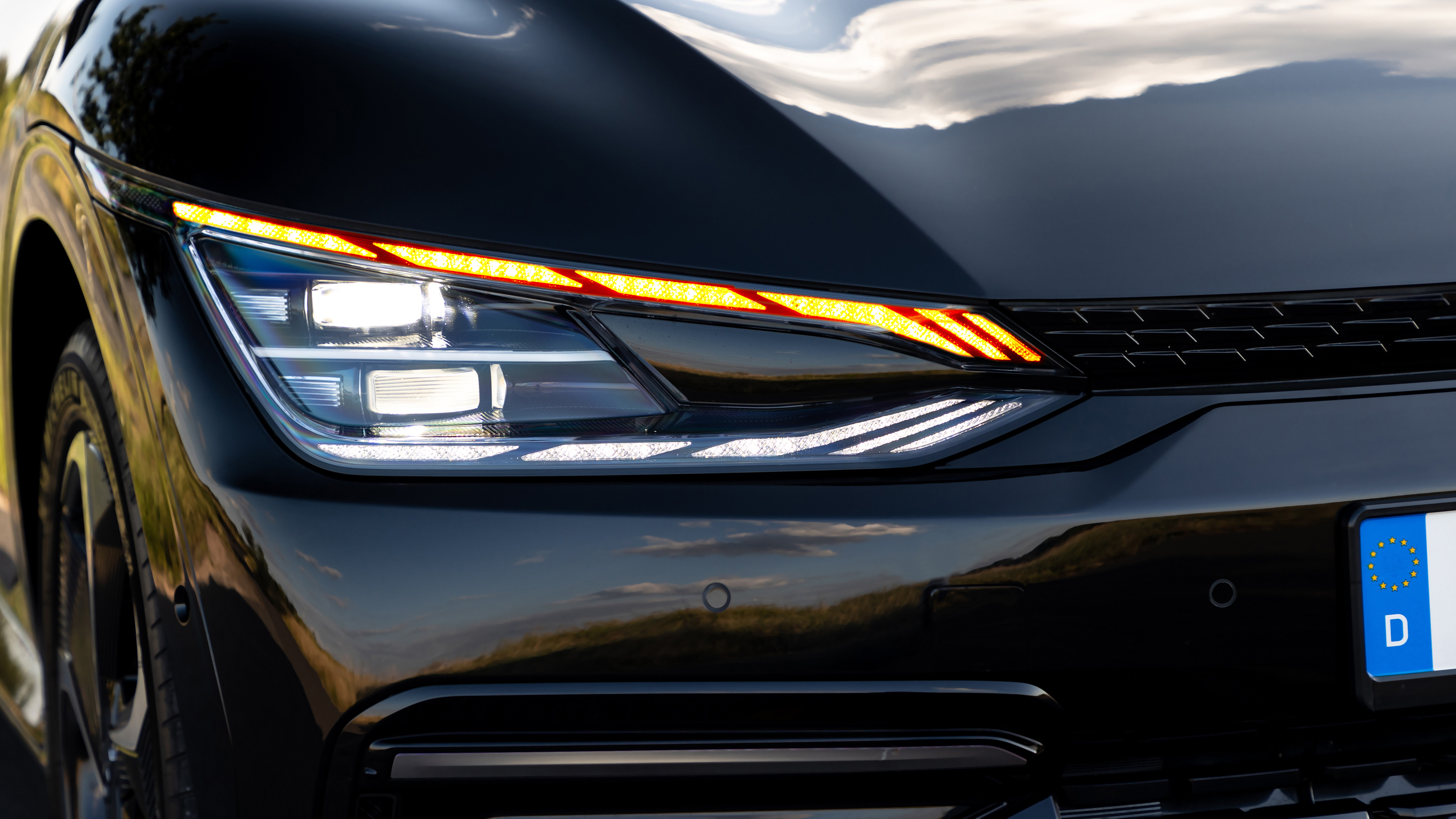 Kia EV6 - headlight