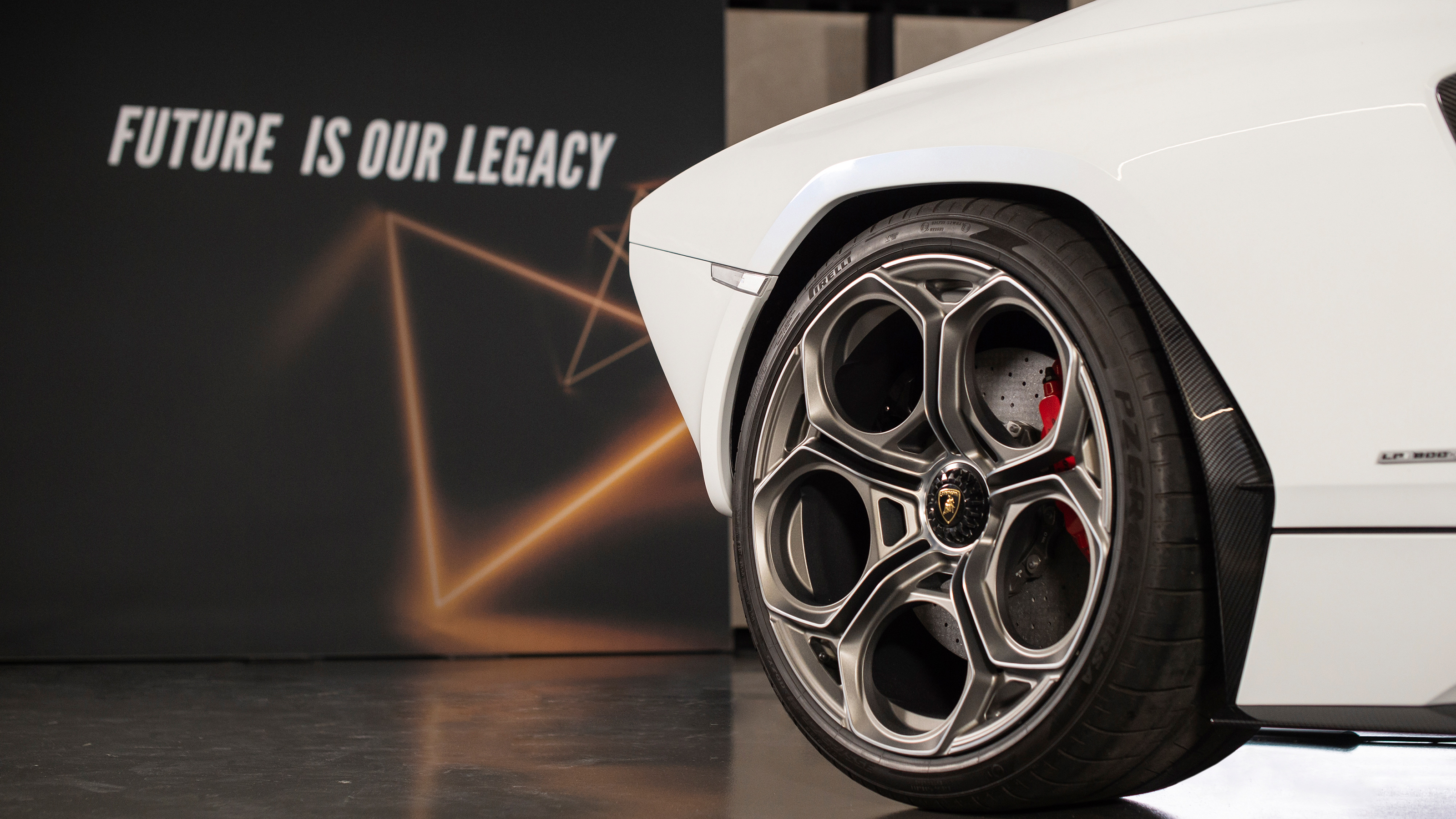Lamborghini Countach LPI 800-4 studio 