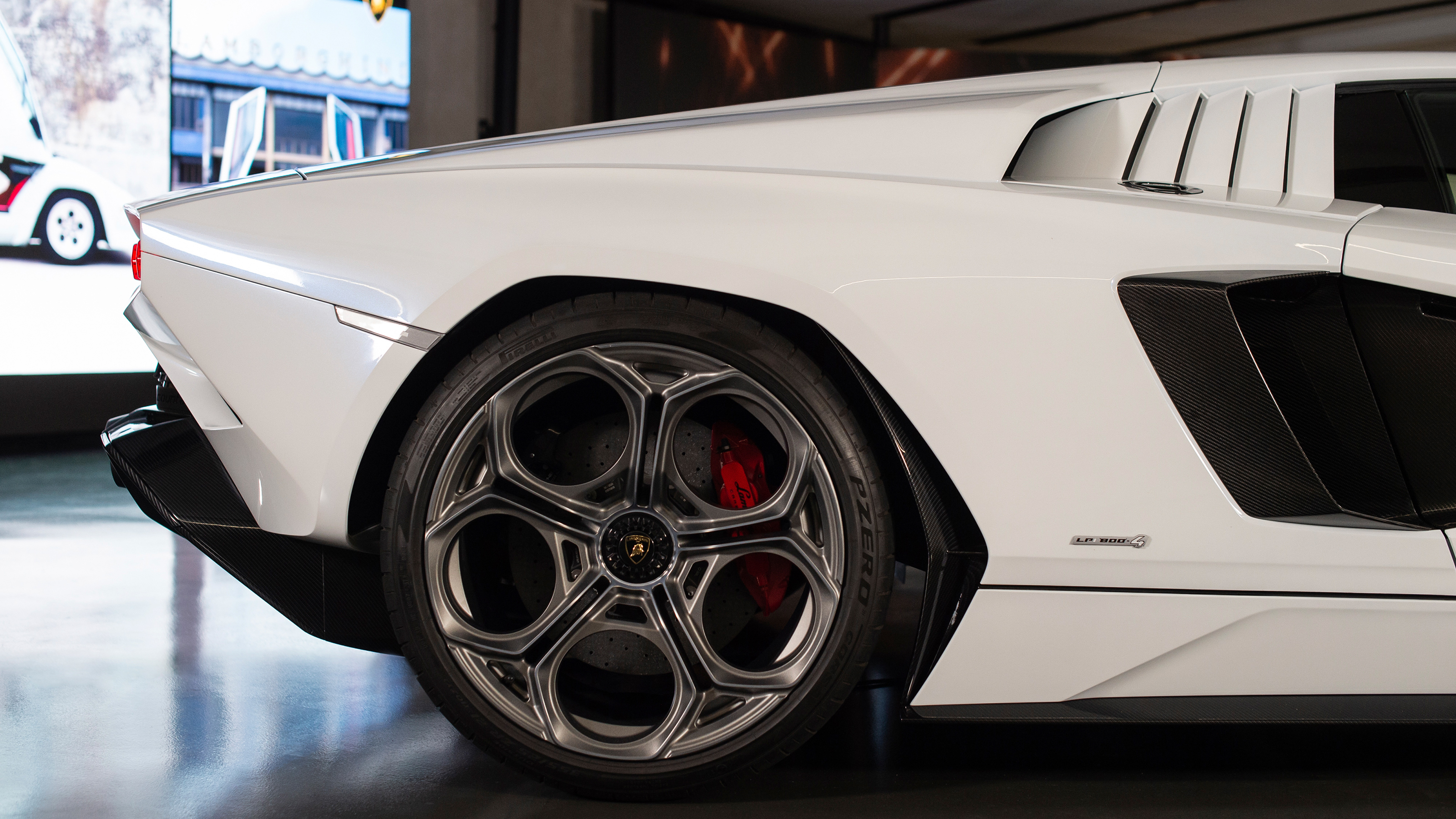 Lamborghini Countach LPI 800-4 studio 