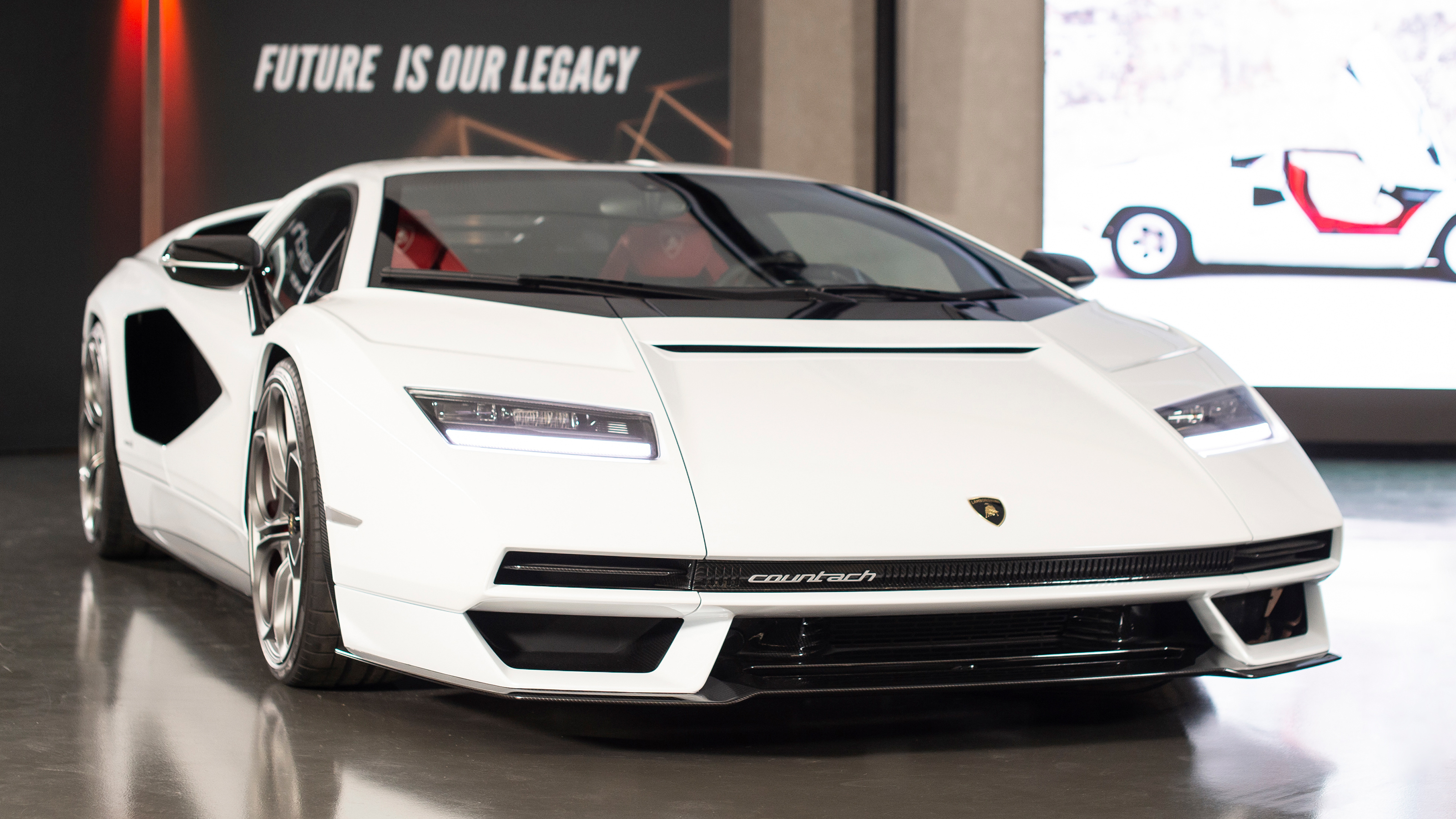 Lamborghini Countach LPI 800-4 studio 