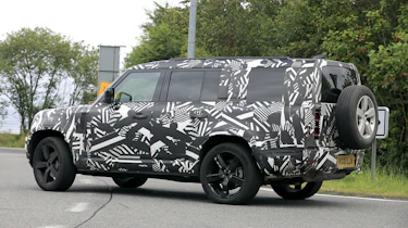 Land Rover Defender 130