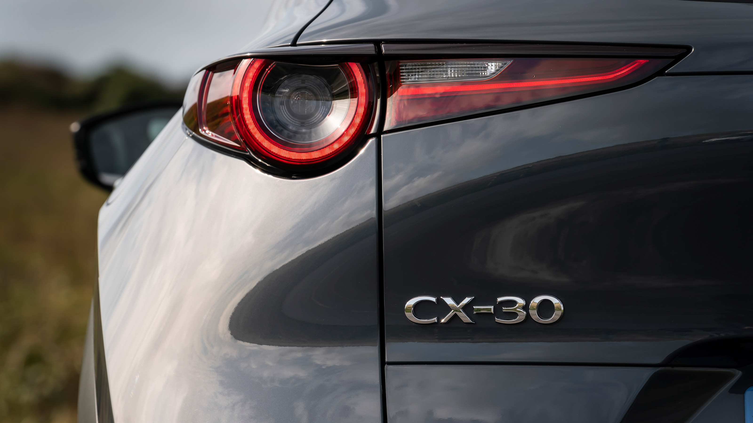 Mazda CX-30 e-Skyactiv X - rear light