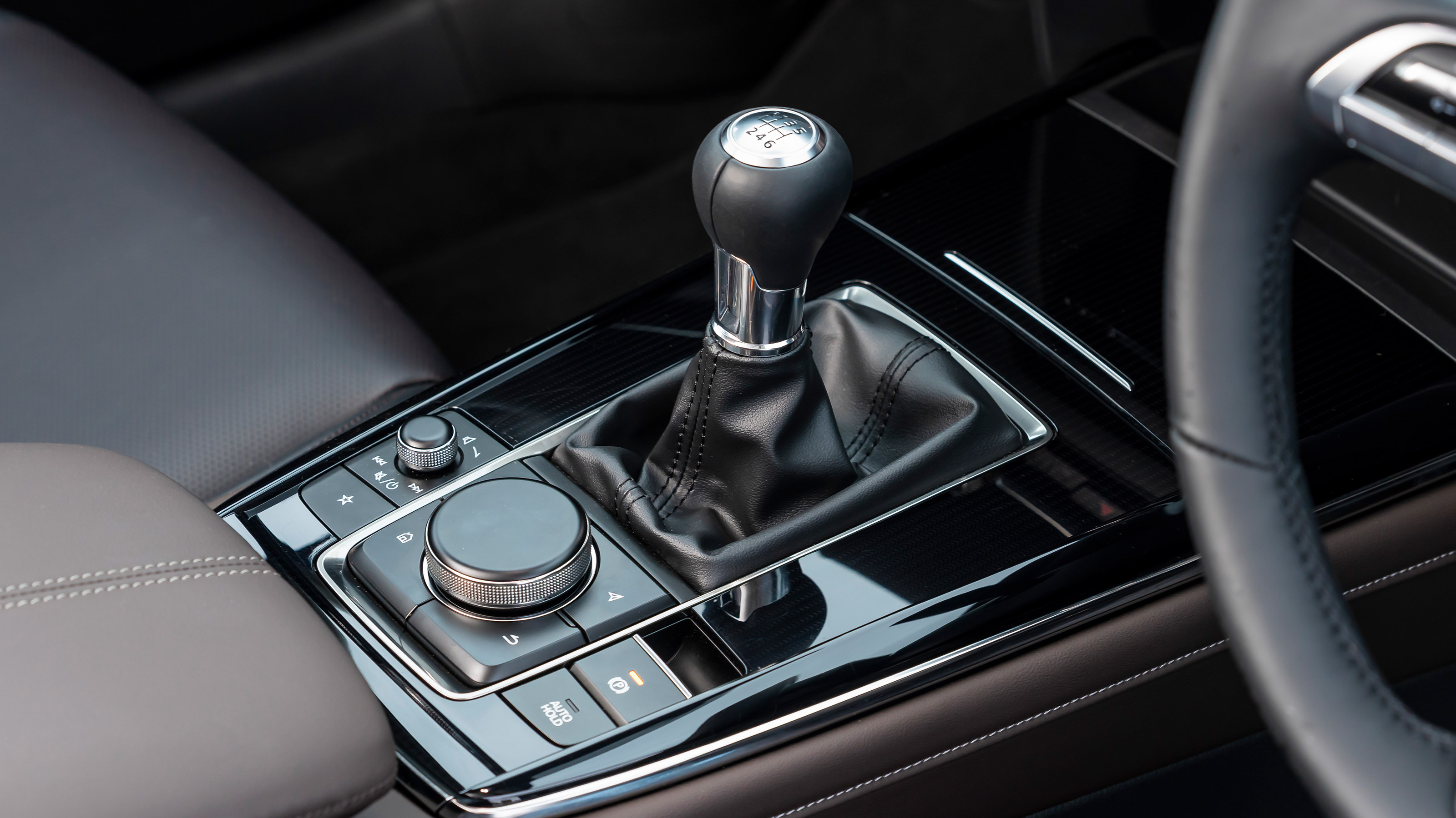Mazda CX-30 e-Skyactiv X - manual