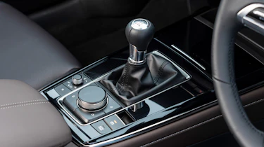 Mazda CX-30 e-Skyactiv X - manual