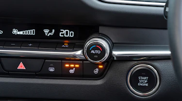 Mazda CX-30 e-Skyactiv X - interior