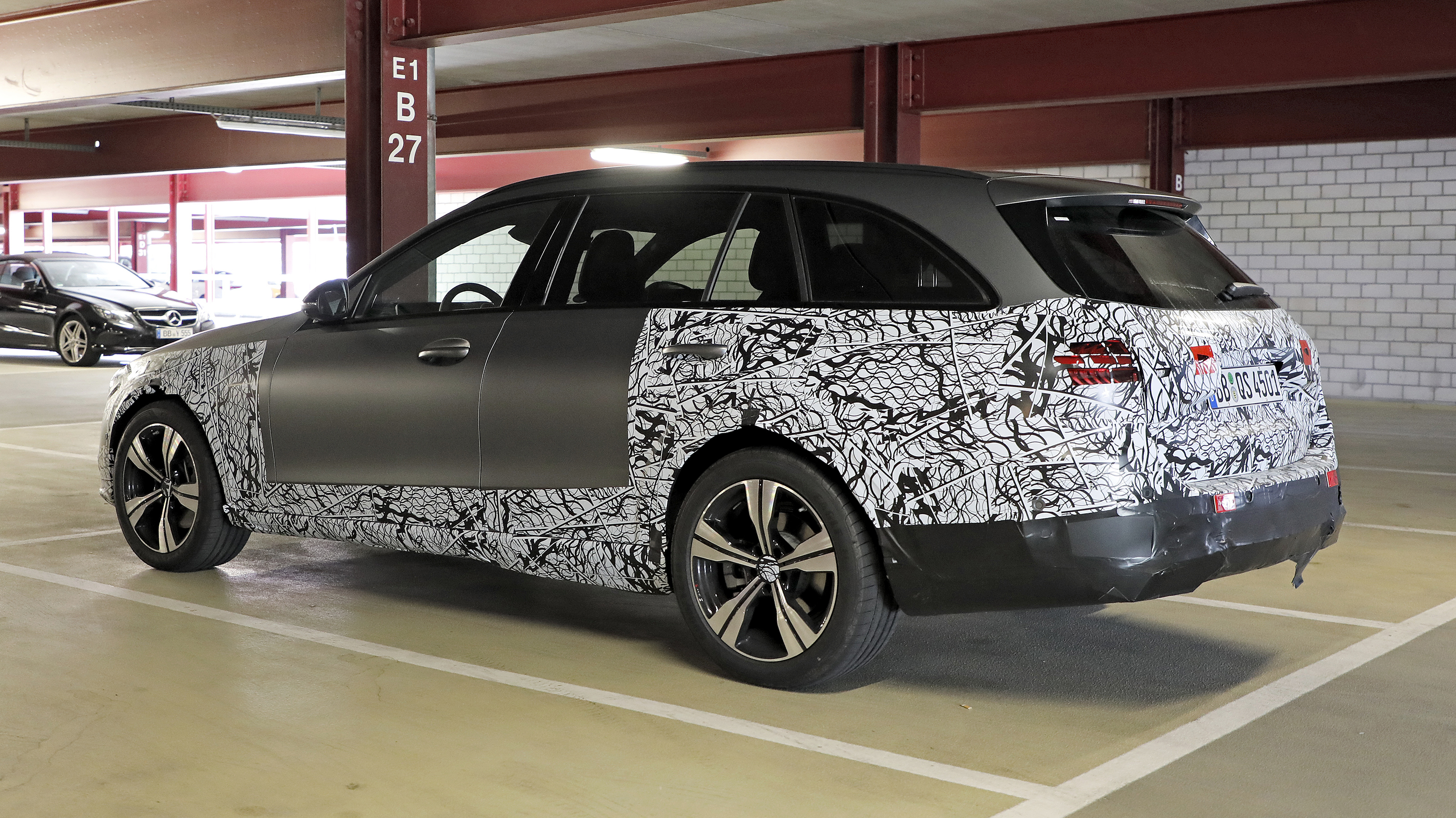 Mercedes C-Class All-Terrain Estate - rear corner